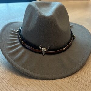 COWGIRL HAT - ADJUSTABLE